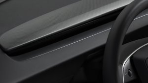 테슬라, 모델 3용 카본 파이버 대시보드 업그레이드 출시